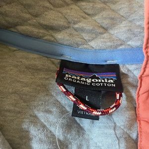 Patagonia quilted grey pullover